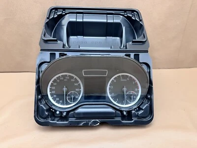 Speedometer Cluster Gauge MPH 17-19 INFINITI QX30 A0919001902 OEM Looks NEW - Изображение 1 из 4