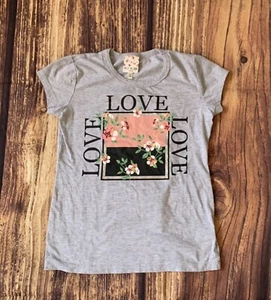 Belle Du Jour Girl's Short Sleeve "Love" Floral Graphic Gray Pullover T-Shirt S - Picture 1 of 6