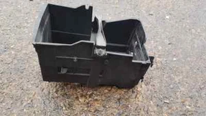 FORD FOCUS MK2 ST 225 BATTERY TRAY 2007 - Picture 1 of 2