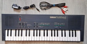 Vintage Yamaha PortaSound PSS-450 Keyboard w AC Adapter + RCA Out Cable TESTED✅ - Picture 1 of 6