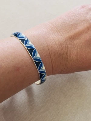 Brazalete Brazalete Brighton Bella Capri Plata Esmaltada Azul y Blanco con Bolsa Foto 1 de 4