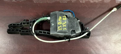 Manija del panel de la puerta exterior trasera izquierda BMW 320I 328I 335I 2013-2016 7332267 OEM. Foto 1 de 4