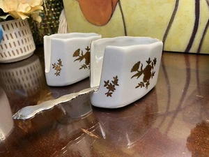 2 Vintage Andrea by Sadek White Porcelain Gold Flowers Spoon Rest Holder 7736 - Picture 1 of 11