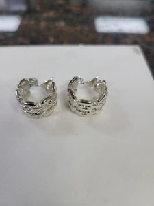 COSTUME JEWELRY HOOP CLIP ON EARRINGS WITH STAMP JJG - Imagen 1 de 2
