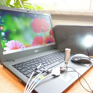 mit XL EXTRAS Acer E5 573 UltraBook 15 Zoll l 1TB Windows 11 l GeForce HDMI USB3 - Bild 1 von 21