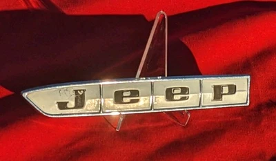 Jeep original vintage 1962-1972 emblema LH 968905. Gladiador, Wagoneer,  Foto 1 de 4