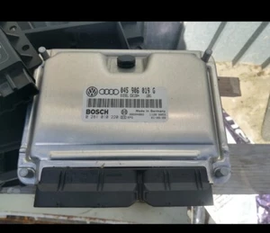 Ricambi Audi A2 TDI 75CV Centralina Motore e servizi cinture compres. aria cond. - Foto 1 di 5