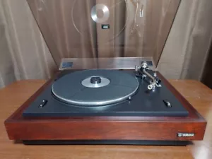 Yamaha YP-700 Belt Drive Record Player Good GP - Picture 1 of 6