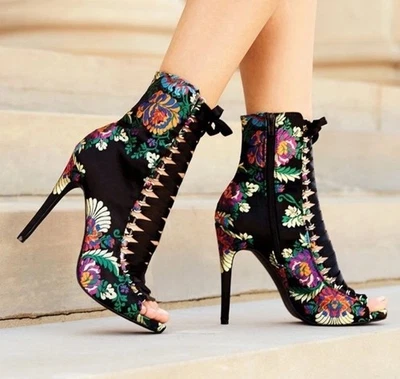 Botines Steve Madden Fuego Tacón Pico Floral Brocado Jacquard Con Cordones Talla 8.5 Foto 1 de 4