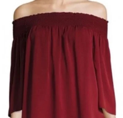 Blusa Theory Off The Shoulder 100% seda meia manga tamanho P/XS vermelho escuro - Imagem 1 de 4
