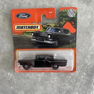 2022 Matchbox Superfast - #10 of 100 - Ford Custom 300 - Picture 1 of 6