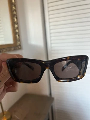 Gafas de sol Prada marrón mujer EXCELENTE estado Foto 1 de 3