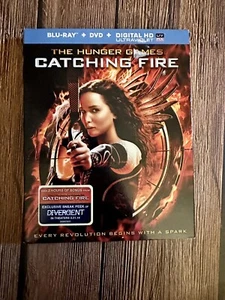 The Hunger Games: Catching Fire  (Blu-ray/DVD) 2013 W/ Slipcover - Picture 1 of 5