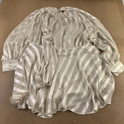 Minivestido para mujer talla 18 neutro satinado detalle manga larga cuello alto talla 18 de ASOS Curve Foto 1 de 4