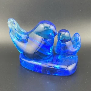 Vintage Glass 2 Blue Birds Mom & Baby On Heart Paperweight Leo Ward 1994 Rare - Picture 1 of 9