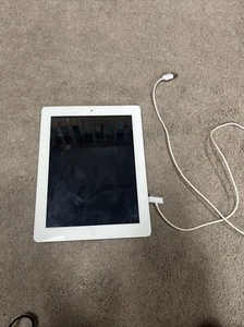 Apple iPad 2 A1396 Silver Lightweight Touchscreen Unlocked WiFi Tablet 32GB - Picture 1 of 18