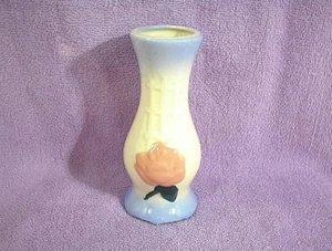 VINTAGE WHITE POTTERY VASE WITH PINK ROSE AND BLUE HIGHLIGHTS AMERICAN BISQUE - Picture 1 of 5