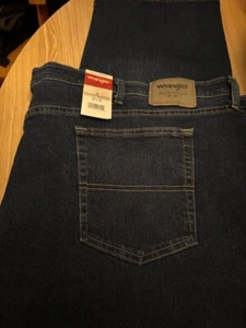 Wrangler Authentics Mens Dark Comfort Flex Waist Regular Fit Jeans, 56x30 NEW - Picture 1 of 4