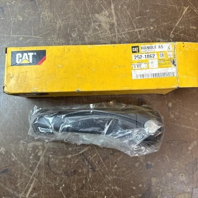 2521862 HANDLE  CAT 252-1862 SK-12250511SR CATERPILLAR OEM NOS C3 - Image 1 of 4