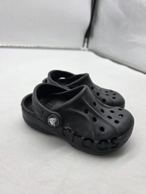 Zapatos Crocs Niño Pequeño Talla C7 Negro Clásico Zueco Sin Cordones Correa Cómoda Playa Foto 1 de 4