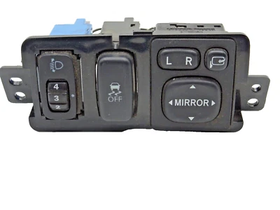 INTERRUPTOR DE ESPEJO RETROVISOR ELÉCTRICO MITSUBISHI L200 WARRIOR MK4 2014 Foto 1 de 4