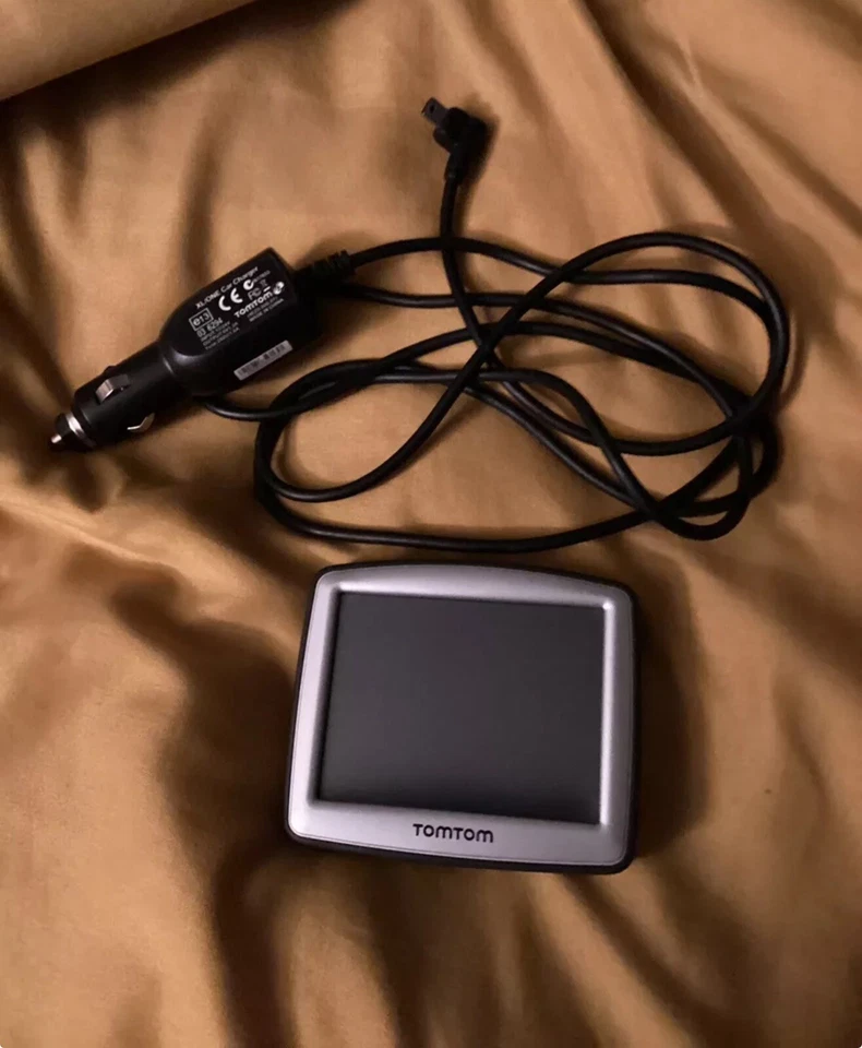 TomTom XL N14644 Touchscreen 4.5"  GPS w/ Car Charger Bundle - Image 1 of 1