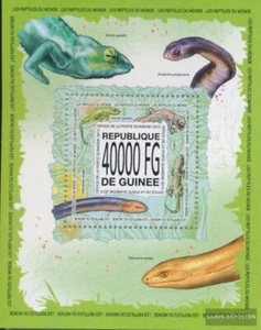 Guinea bloque 2296 nuevo con goma original 2013 reptiles - Imagen 1 de 1