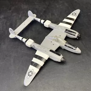 Lockheed P-38 Lightning 1/60 Scale Diecast Model by MotorMax - Picture 1 of 12
