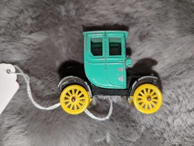 Cadillac clásico 1906 vintage Tootsie Toy ruedas amarillas Foto 1 de 4