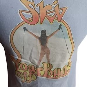 Camiseta pequeña Springfoot puntada única de colección años 70 "Ski Your Buns Off" Roach 76 - Imagen 1 de 7