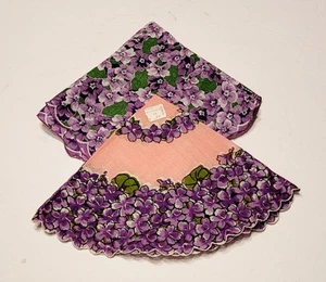 2 Vintage lila violett Taschentücher rund eckig gewellter Rollrand Baumwolle  - Bild 1 von 7