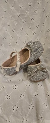 Sapatos sociais de dança tamanho 1 infantil pérola acento brilho BowKnot com fivela - Imagem 1 de 4
