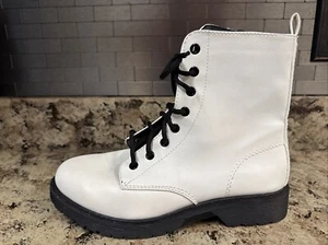BOTAS DE COMBATE TIME AND TRU MUJER TALLA 8W BLANCAS NEGRAS PUNK GRUNGE CREMALLERA NUEVAS - Imagen 1 de 10