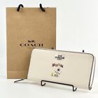 COACH 16122B Snoopy Wallet Peanuts White Leather Zip Long HAHA Accordion New