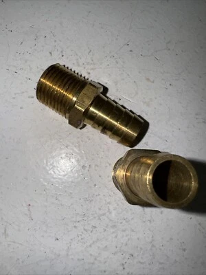 2-1/2" Barb x 1/2" NPT Male Brass Hose Fitting - Image 1 of 3
