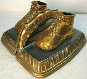 Vintage Antiqued Bronze Baby Laced Shoes Bookends Pair Felt Bottom Metal Plated - Picture 1 of 7