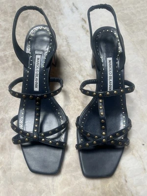 Manolo Blahnik azul marinho bronze cravejado costas estilingue tamanho 38 - Imagem 1 de 4