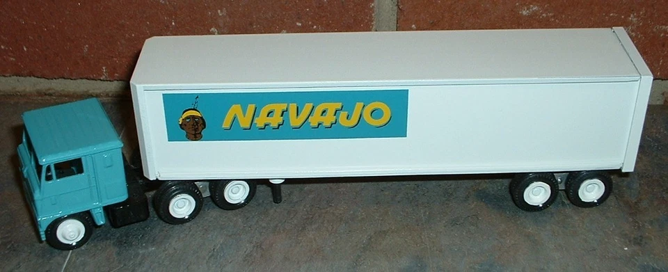 Navajo Freight Lines '86 reissue Winross Truck 1 of 72 - Image 1 of 1