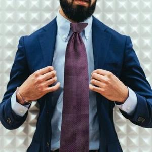 JOS.A.BANK SIGNATURE EXQUISITE PREMIUM WOVEN SILK NECKTIE, NWT $119 - Picture 1 of 9