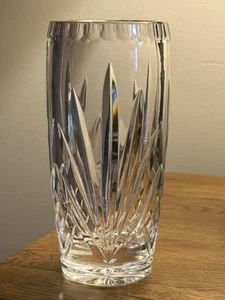 Vintage Lead Crystal Vase Clear Cut Glass Leaf Heavy Elegant Centerpiece 6” Tall - Picture 1 of 7