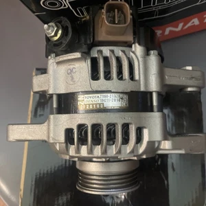 OEM Genuine Toyota Alternator 27060-21220 Fits 2015 - 17 Yaris 2706021220 Reman - Picture 1 of 5