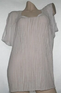 White Batwing Sleeved Blouse Animal Print & Fake Button Shoulders Size S - Picture 1 of 8