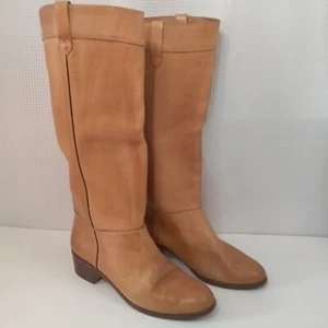 Thom McAn Women's Light Brown Knee High Leather Boots Size 7M - Picture 1 of 5