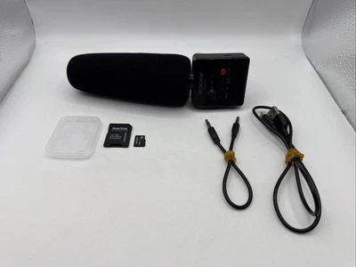 Tascam DR-10SG Shotgun Microphone with Internal Digital Recorder + 8GB SD Card - Image 1 of 4