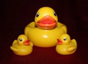 Rubber Duck Mommy & 2 Babies Duckies Yellow Squeak Bath Toy Triple Jeep ducking - Picture 1 of 6