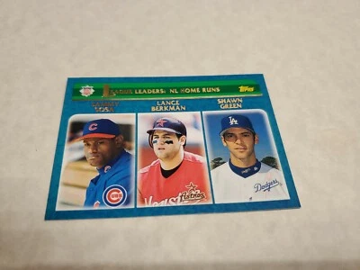 2003 Topps #345 Home Team Advantage Sammy Sosa Lance Berkman Shawn Green - Image 1 of 4