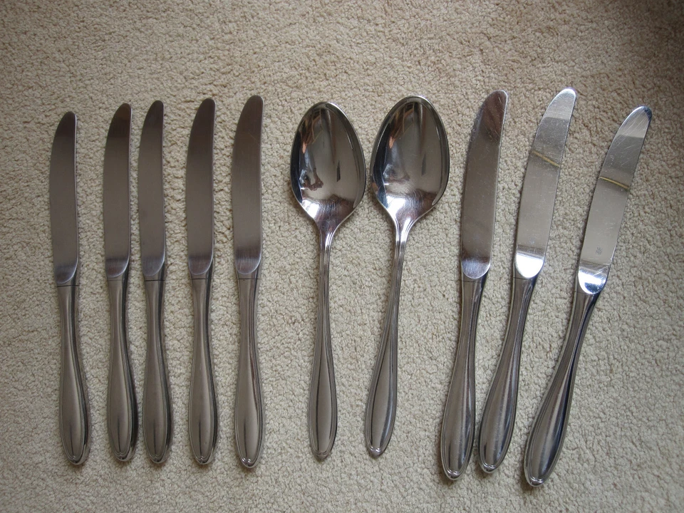 WMF Cromargan Tafelbesteck INNSBRUCK Tafelmesser und Tafellöffel zur Auswahl - Bild 1 von 1