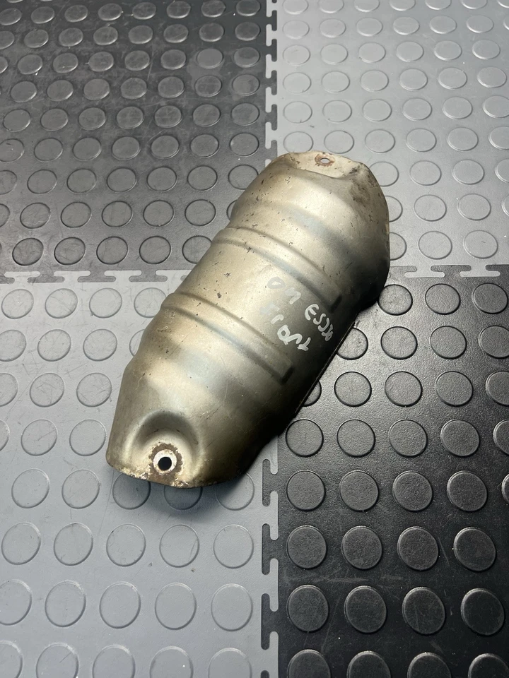 Colector de escape del motor Lexus Es330 2004 escudo térmico OEM Foto 1 de 4