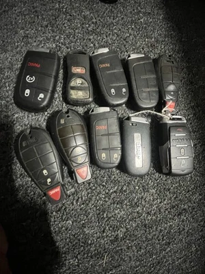 Lot Of 10 Dodge Chrysler Jeep Smart Key Fobs - Image 1 of 2