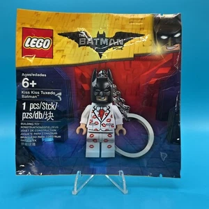 Lego The Batman Movie Kiss Kiss Tuxedo Batman Keychain Party Favor Batman Party - Picture 1 of 1
